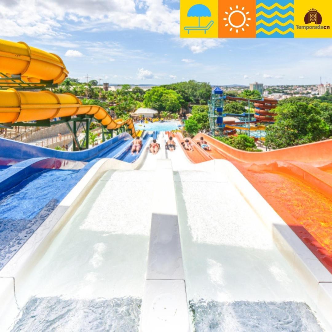 Piazza Com Acesso Ao Acqua Park Aparthotel Caldas Novas Esterno foto