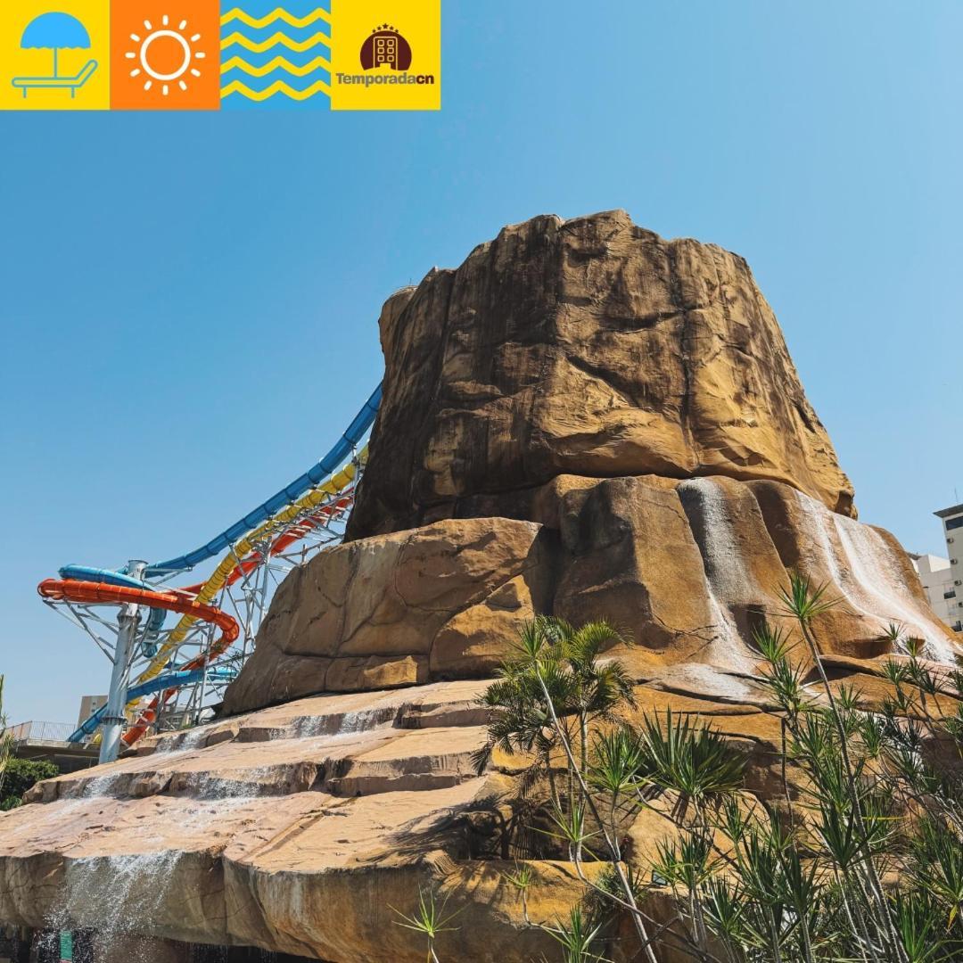 Piazza Com Acesso Ao Acqua Park Aparthotel Caldas Novas Esterno foto