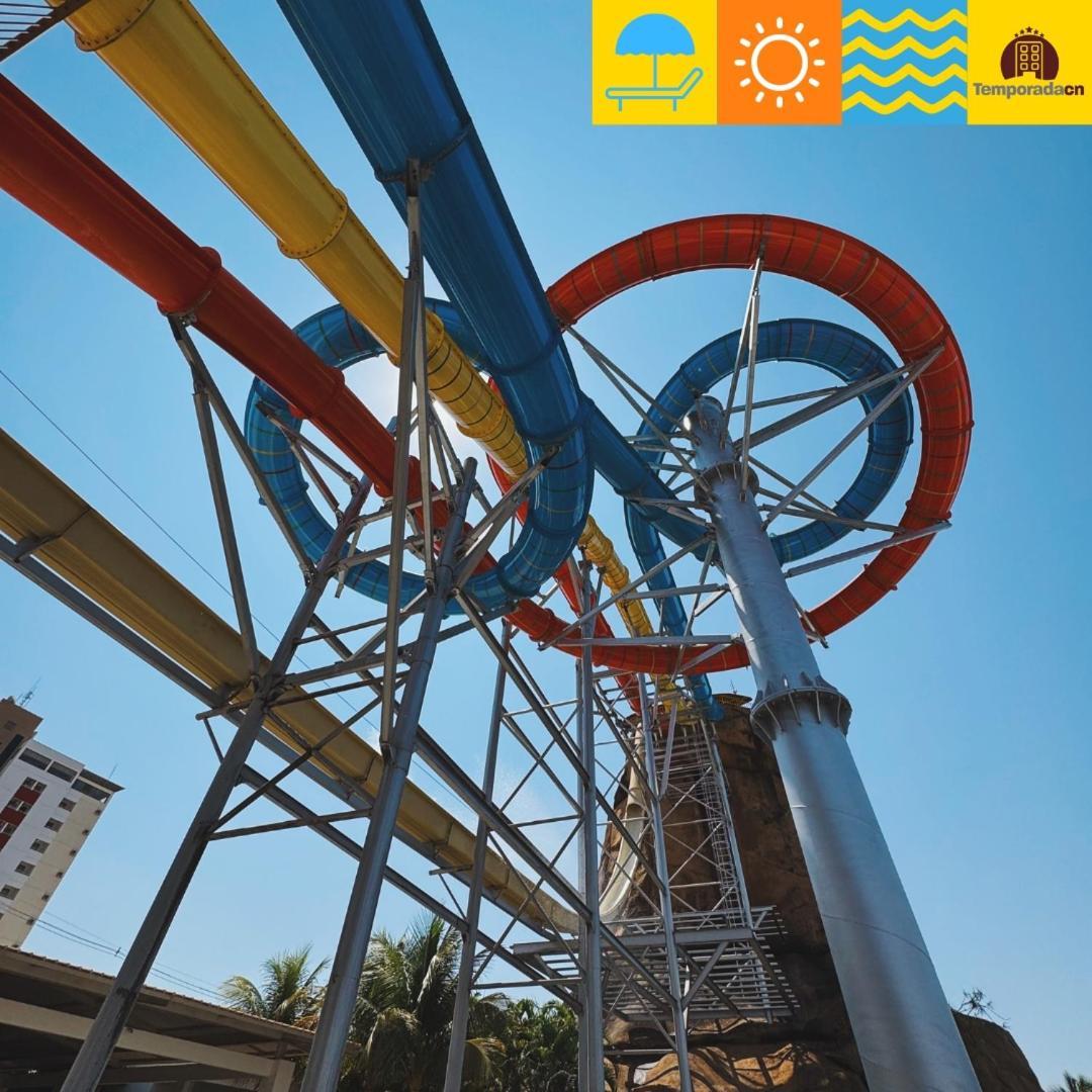 Piazza Com Acesso Ao Acqua Park Aparthotel Caldas Novas Esterno foto